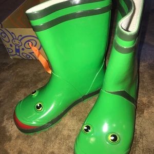 Kids frog rain boots new with box